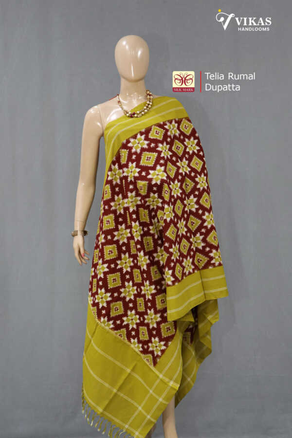 Pochampally Double Ikat Telia Rumal Cotton Dupatta
