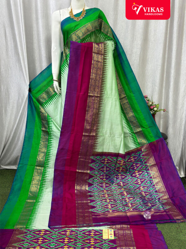 Pochampally Ikat Kanchi Border Green And Light Green Saree