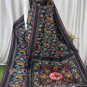 Pochampally Ikkat Sarees Manufacturers