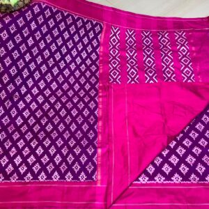 Exclusive Pochampally Ikkat Pattu Saree