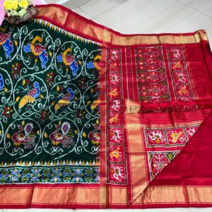 Exclusive Pochampally Ikkat Pattu Saree